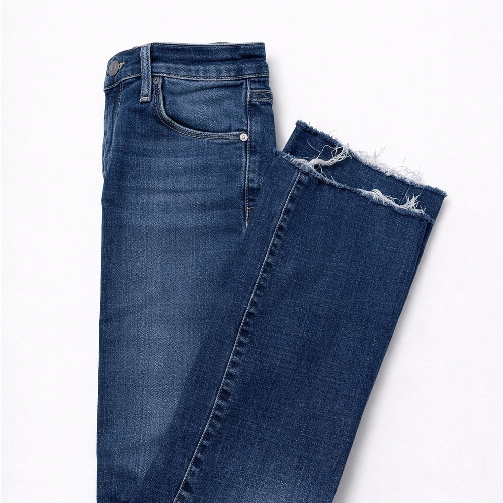 Frayed Hem Blue Jeans